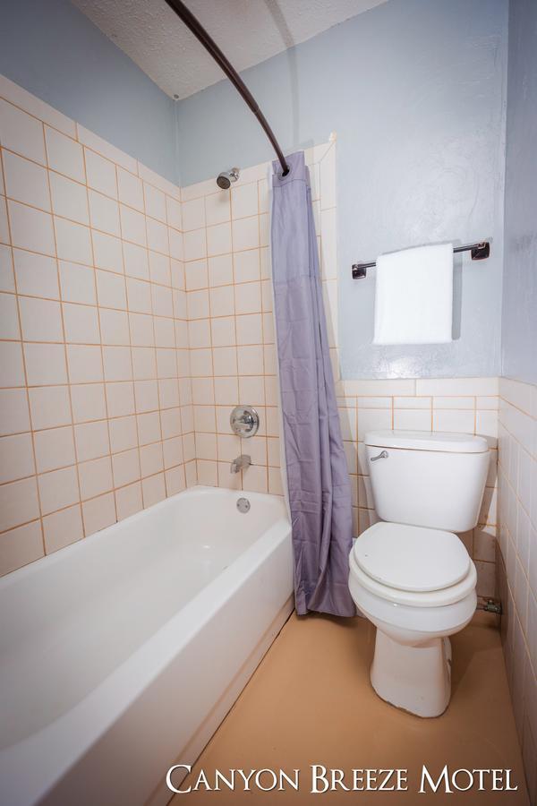 Canyon Breeze Motel Sulphur Bagian luar foto